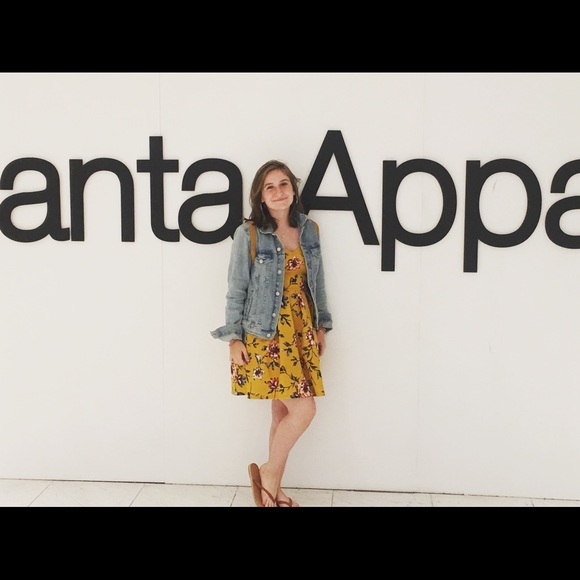 Meet your Posher, Maggie - Picture 3 of 5